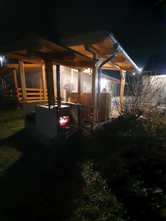 Borkuti Panzio Es Apartman Balatonszárszó Exteriér fotografie
